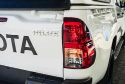 2022 Toyota
Hilux SR