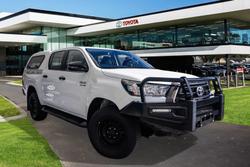 2022 Toyota
Hilux SR