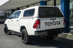 2022 Toyota
Hilux SR