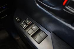 2022 Toyota
Hilux SR