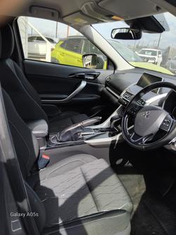 2019 Mitsubishi
Eclipse Cross ES