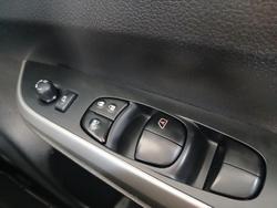2019 Nissan
Navara ST-X
