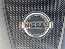 2019 Nissan
Navara ST-X