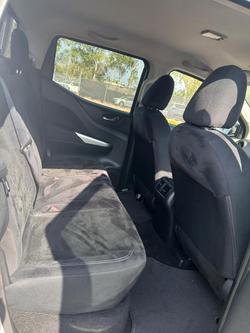 2019 Nissan
Navara ST-X