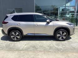 2025 Nissan
                X-Trail TI-L
