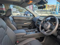 2023 Nissan
PATHFINDER TI-L