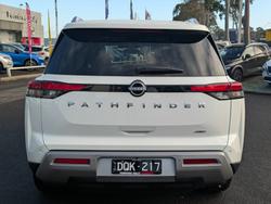 2023 Nissan
PATHFINDER TI-L