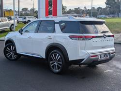 2023 Nissan
PATHFINDER TI-L