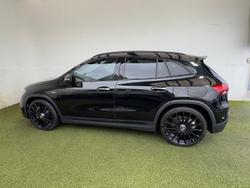 2022 Mercedes-Benz
                GLA-Class GLA35 AMG