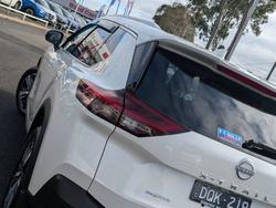 2024 Nissan
X-TRAIL TI-L E-POWER