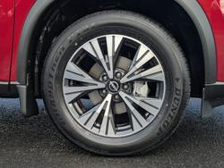 2024 Nissan
                X-TRAIL ST-L