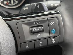 2024 Nissan
                X-TRAIL ST-L