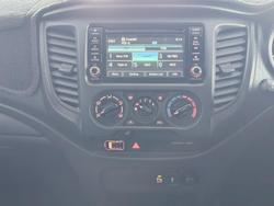 2019 Mitsubishi
Triton GLX