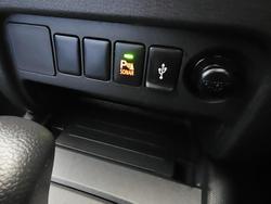 2019 Mitsubishi
Triton GLX
