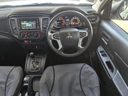 2019 Mitsubishi
Triton GLX