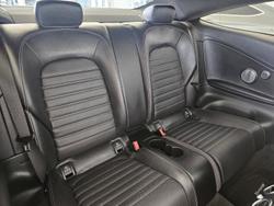 2016 Mercedes-Benz
C-Class C300