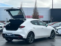 2024 Mazda
3 G20 Evolve