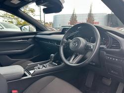 2024 Mazda
3 G20 Evolve