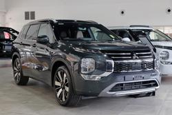 2025 Mitsubishi
                Outlander Exceed Tourer