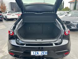 2024 Mazda
3 G20 Evolve