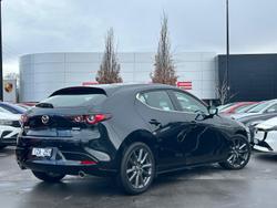 2024 Mazda
3 G20 Evolve