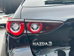 2024 Mazda
3 G20 Evolve