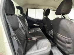 2022 Nissan Navara SL Warrior