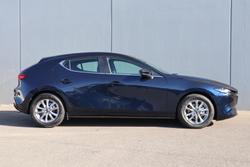 2025 Mazda
3 G20 Pure