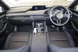 2025 Mazda
3 G20 Pure
