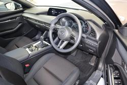2025 Mazda
3 G20 Pure