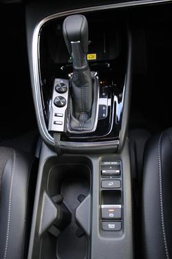 2022 Honda
HR-V e:HEV L