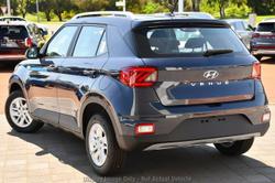 2025 Hyundai
Venue