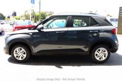 2025 Hyundai
                Venue 