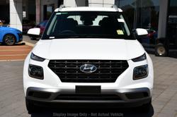 2025 Hyundai
Venue