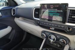 2025 Hyundai
Venue Elite