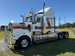 2018 Kenworth T909 NEW X15 CRATE ENGINE White