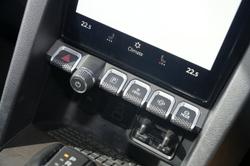 2024 Volkswagen
                Amarok TDI600 Style