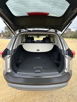 2024 Nissan X-TRAIL ST-L