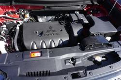 2018 Mitsubishi
                Outlander ES