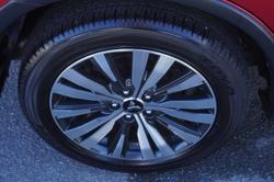 2018 Mitsubishi
                Outlander ES