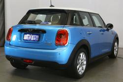 2018 MINI
Hatch Cooper