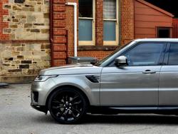 2018 Land Rover
Range Rover Sport SDV6 HSE
