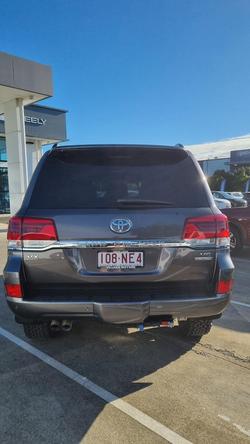 2018 Toyota
Landcruiser VX