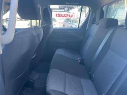2019 Toyota
Hilux Workmate