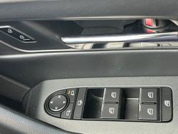 2023 Mazda
CX-60 D50e Evolve