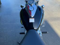 2014 Suzuki VL250 (LC250 INTRUDER) Black