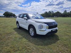 2024 Mitsubishi Outlander PHEV ES
