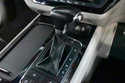 2017 Kia
Carnival Platinum