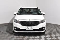 2017 Kia
Carnival Platinum