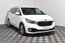 2017 Kia
Carnival Platinum